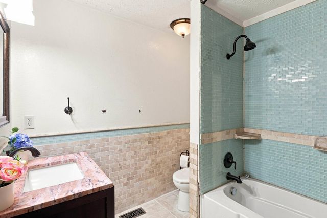 3618 S Loretta Dr, Spokane, WA 99206