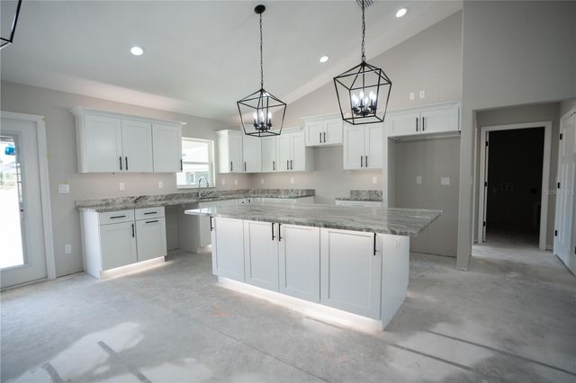 6595 SW 179TH COURT ROAD, Dunnellon, FL 34432