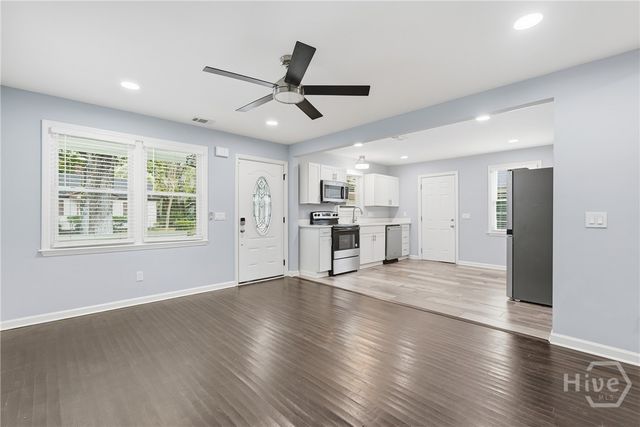 701 E 35th Street, Savannah, GA 31401