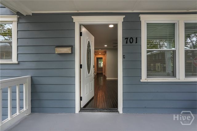 701 E 35th Street, Savannah, GA 31401