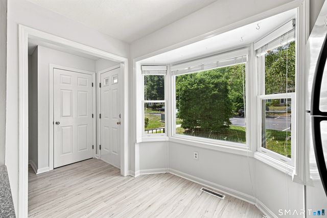 16 Braintree Court 16, Suffield, CT 06078