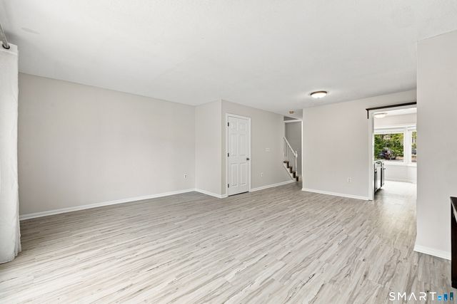 16 Braintree Court 16, Suffield, CT 06078