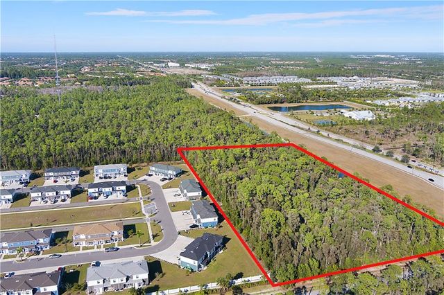 Whitaker RD, Naples, FL 34112