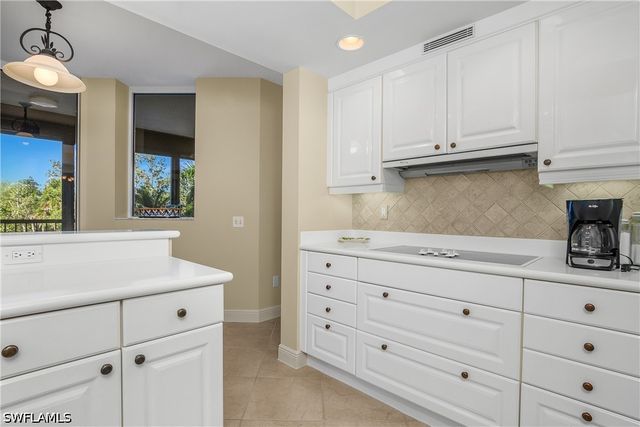 7225 Pelican Bay BLVD 204, Naples, FL 34108
