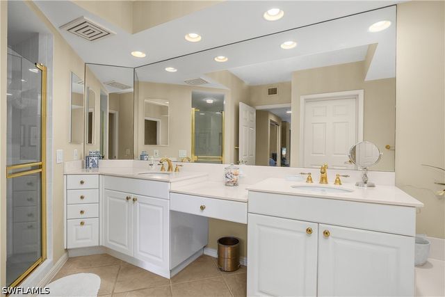 7225 Pelican Bay BLVD 204, Naples, FL 34108
