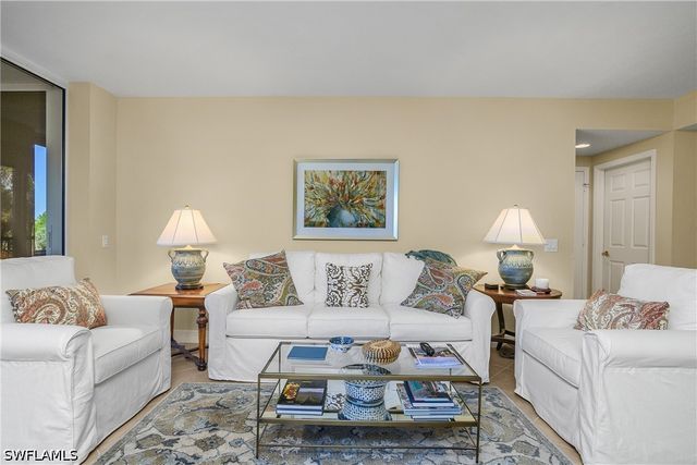 7225 Pelican Bay BLVD 204, Naples, FL 34108