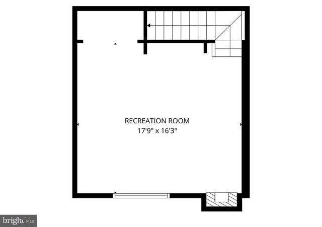 4 AYR ST SW, Leesburg, VA 20175