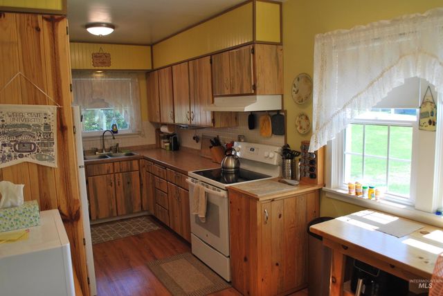 1514 Freeman Creek Rd., Kendrick, ID 83537