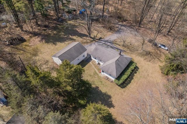 3 Morgan Lane, White Twp, NJ 07823