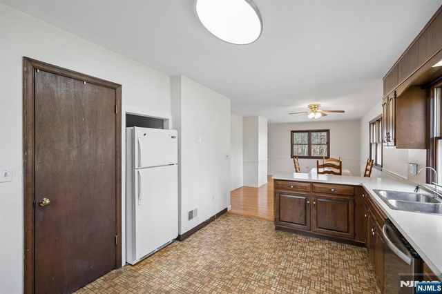 3 Morgan Lane, White Twp, NJ 07823