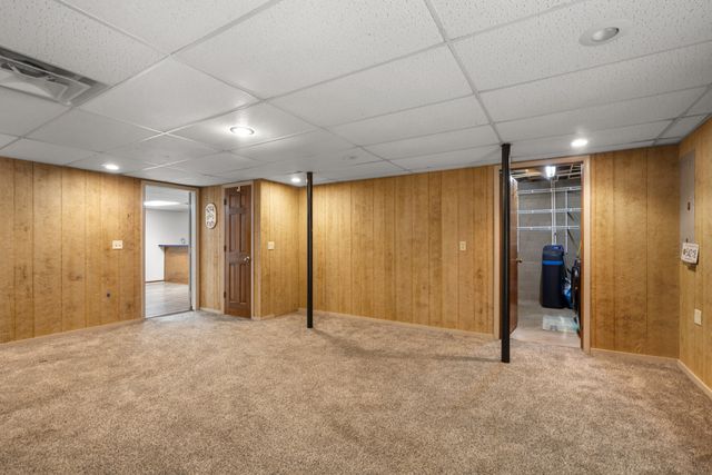 207 Robinson Dr, Dickson, TN 37055
