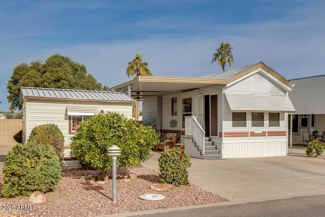 17200 W BELL Road 12, Surprise, AZ 85374