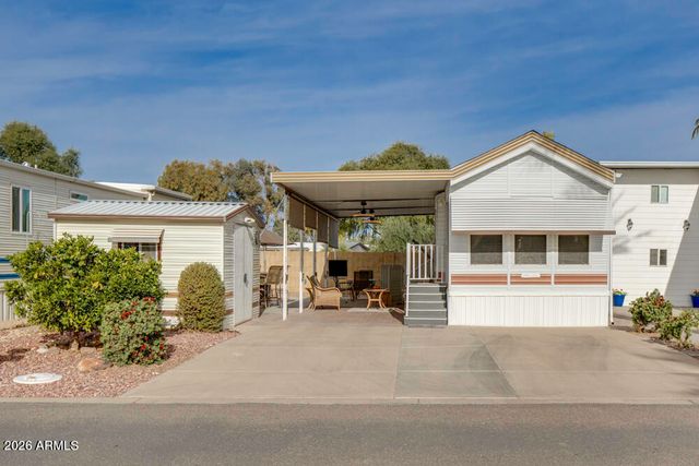 17200 W BELL Road 12, Surprise, AZ 85374