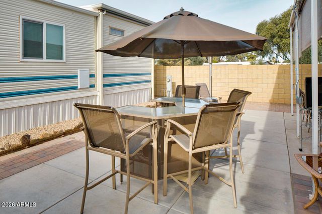 17200 W BELL Road 12, Surprise, AZ 85374