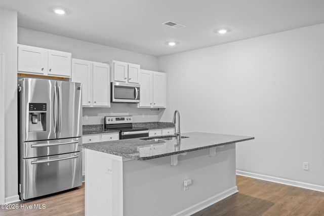 208 Airlie Vista Lane, Holly Ridge, NC 28445