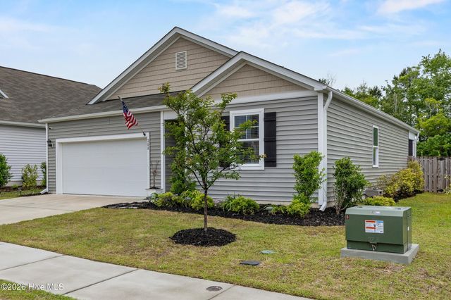 208 Airlie Vista Lane, Holly Ridge, NC 28445