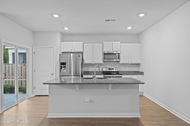 208 Airlie Vista Lane, Holly Ridge, NC 28445