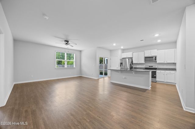 208 Airlie Vista Lane, Holly Ridge, NC 28445