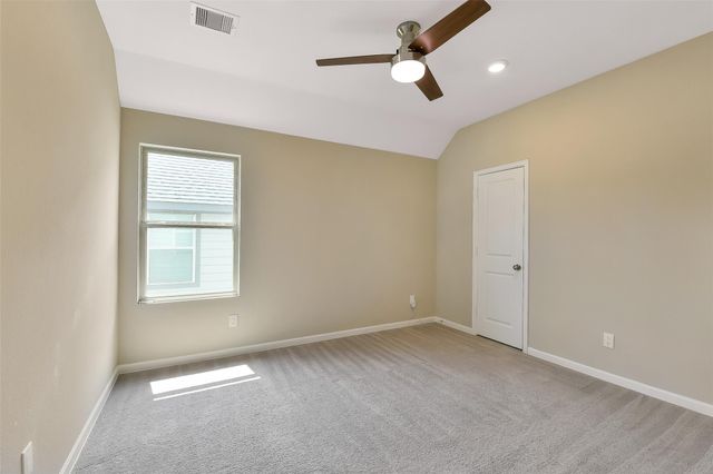 1439 Northwood Bluff Lane, Pinehurst, TX 77362