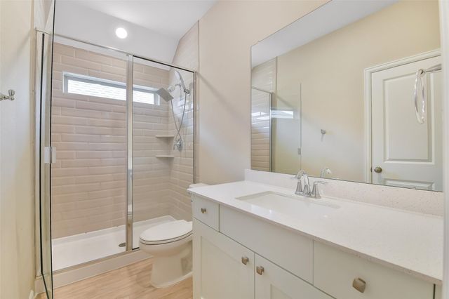 1439 Northwood Bluff Lane, Pinehurst, TX 77362