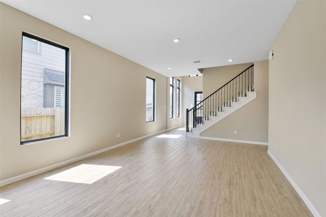 1439 Northwood Bluff Lane, Pinehurst, TX 77362