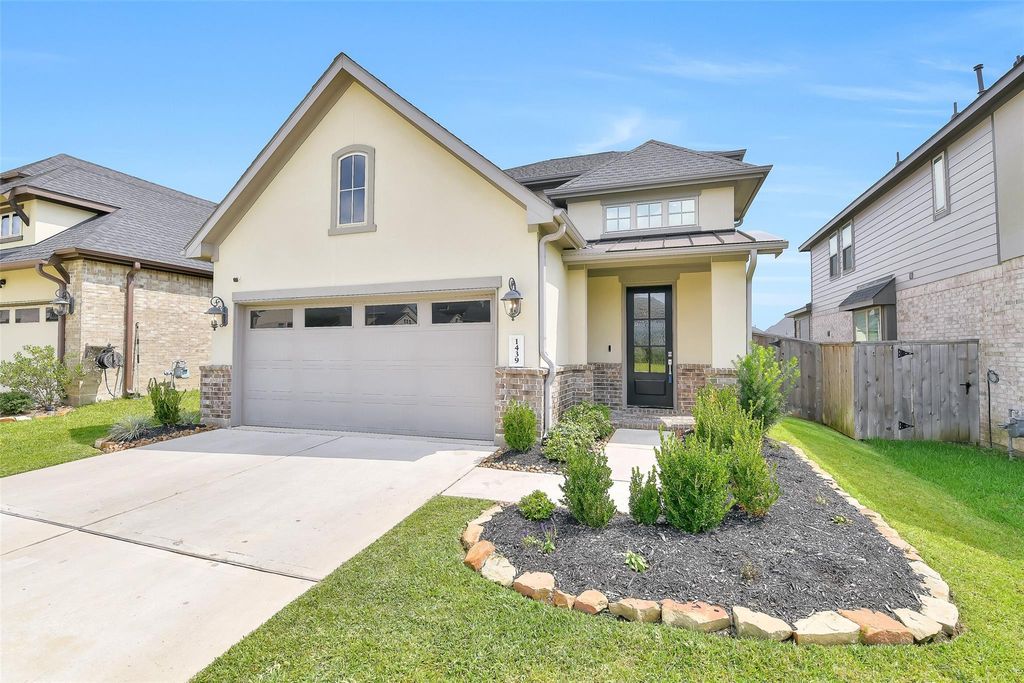 1439 Northwood Bluff Lane, Pinehurst, TX 77362