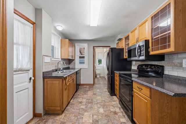 19 South 15th Street, Catasauqua Boro, PA 18032