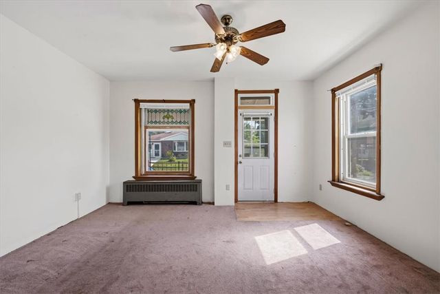 19 South 15th Street, Catasauqua Boro, PA 18032