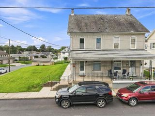 19 South 15th Street, Catasauqua Boro, PA 18032