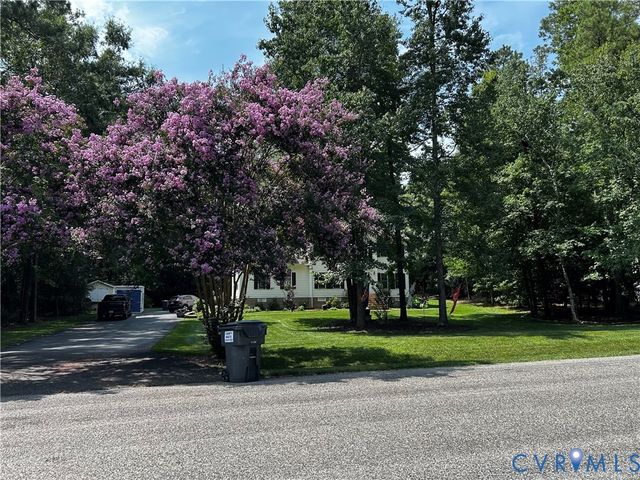 12040 Hunters Hawk Ct, Chesterfield, VA 23838