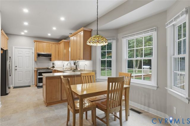 12040 Hunters Hawk Ct, Chesterfield, VA 23838