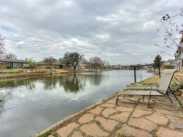 10605 N Macarthur Boulevard, Oklahoma City, OK 73162