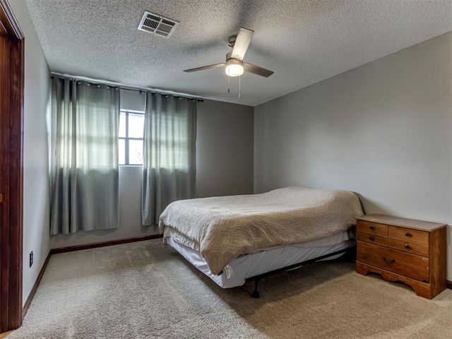 10605 N Macarthur Boulevard, Oklahoma City, OK 73162