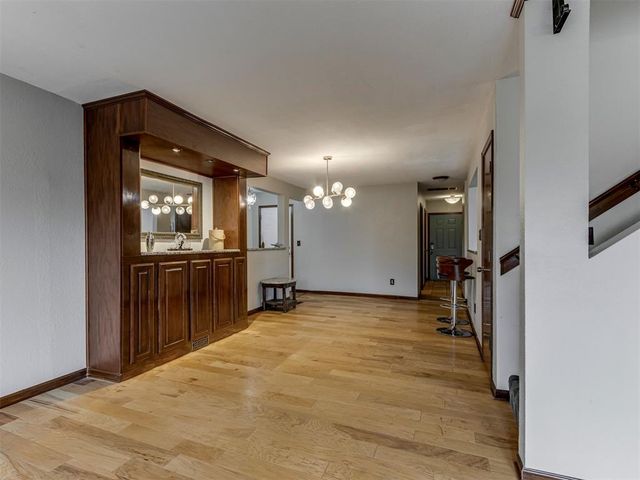 10605 N Macarthur Boulevard, Oklahoma City, OK 73162