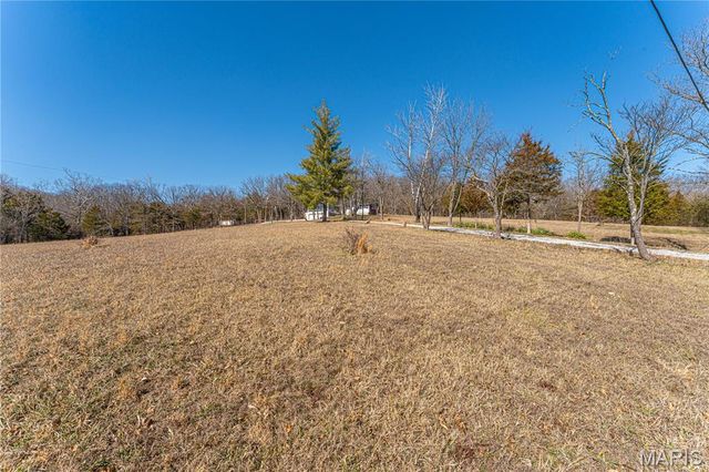 2335 Wegmann Road, De Soto, MO 63020
