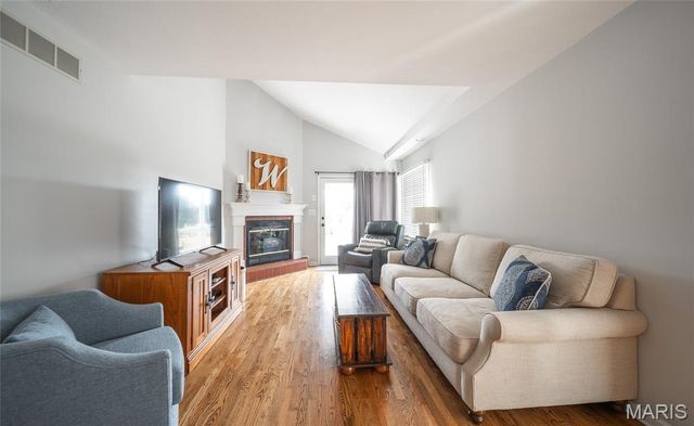 12280 County Road 3450, St James, MO 65559