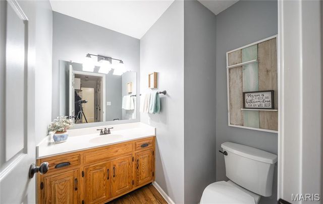 12280 County Road 3450, St James, MO 65559