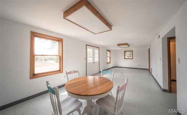 12280 County Road 3450, St James, MO 65559