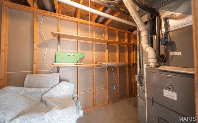 12280 County Road 3450, St James, MO 65559