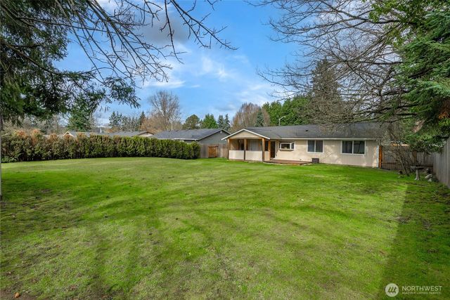 737 3rd Avenue NE, Pacific, WA 98047