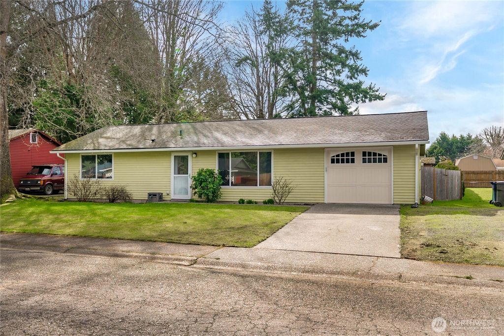 737 3rd Avenue NE, Pacific, WA 98047