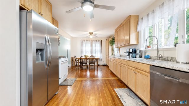 34 Cleveland Avenue, Milford, CT 06460