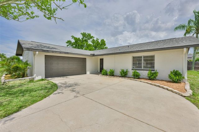 539 RED MANGROVE LANE, Apollo Beach, FL 33572