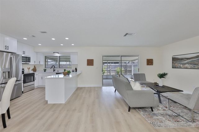 539 RED MANGROVE LANE, Apollo Beach, FL 33572