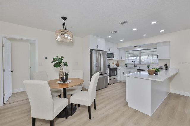 539 RED MANGROVE LANE, Apollo Beach, FL 33572