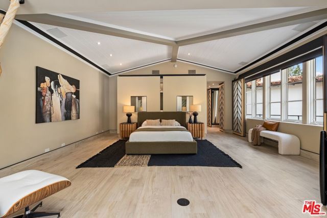 10288 Century Woods Drive, Los Angeles, CA 90067