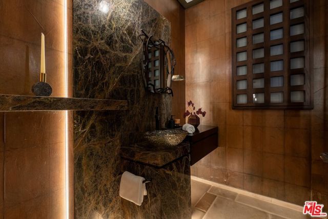 10288 Century Woods Drive, Los Angeles, CA 90067