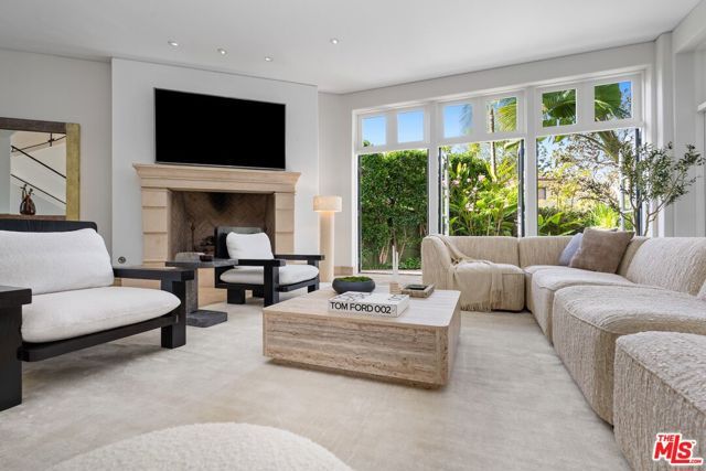 10288 Century Woods Drive, Los Angeles, CA 90067