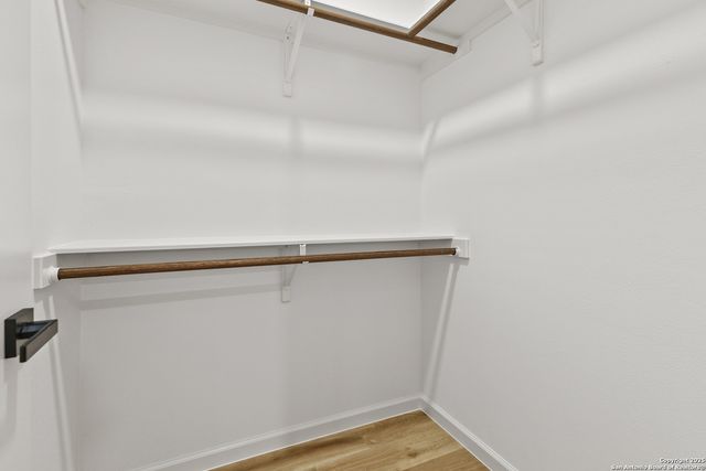 140 Camino Verde, La Vernia, TX 78121