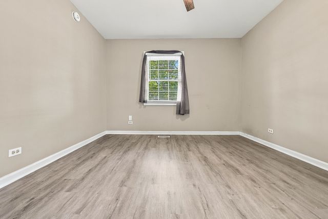 101 Emerson Drive, Schaumburg, IL 60193
